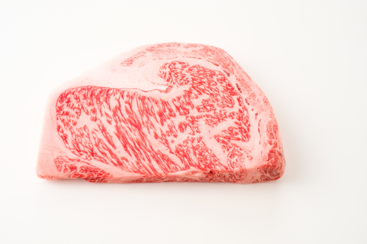 All About Marbled Steak and Why Marbling Matters